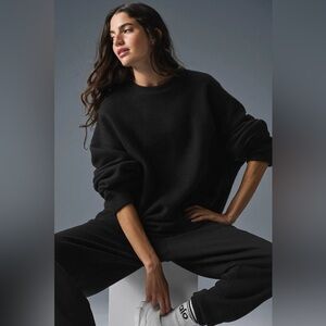 ALO Yoga Triumph Restore Crewneck Sweatshirt